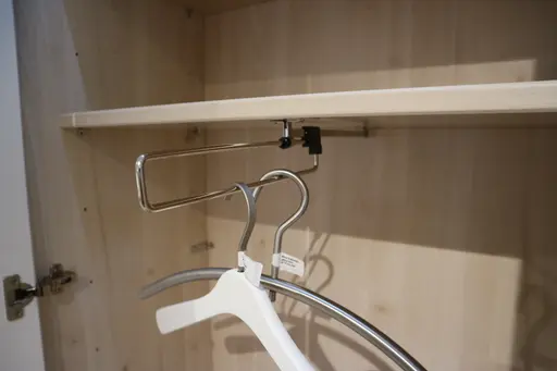 Drehtürenschrank Libro 110